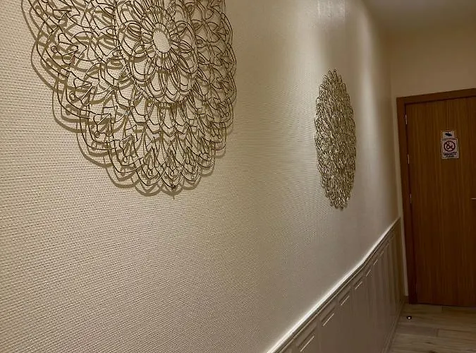 ゲストハウス Plaza トレド